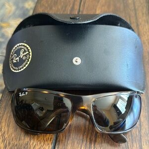 Polarized ray ban glasses